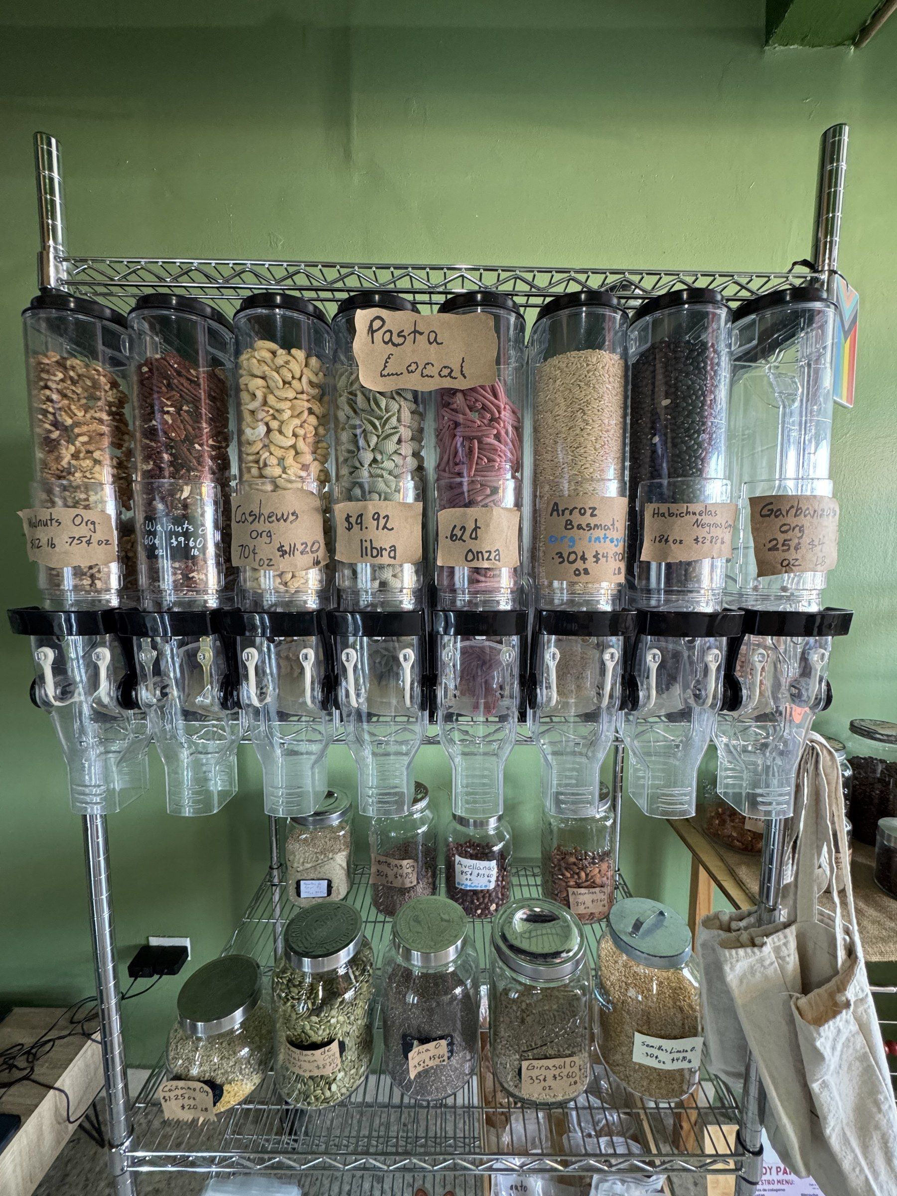Granos y pasta local a granel